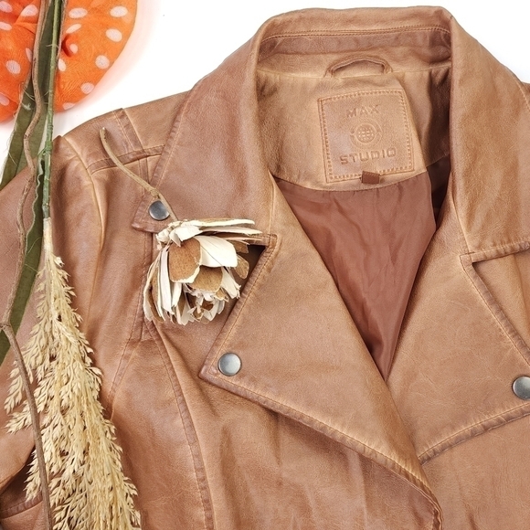 ❣️ Max Studio Brown Tan Vegan Leather Jacket Sz L - Picture 3 of 10